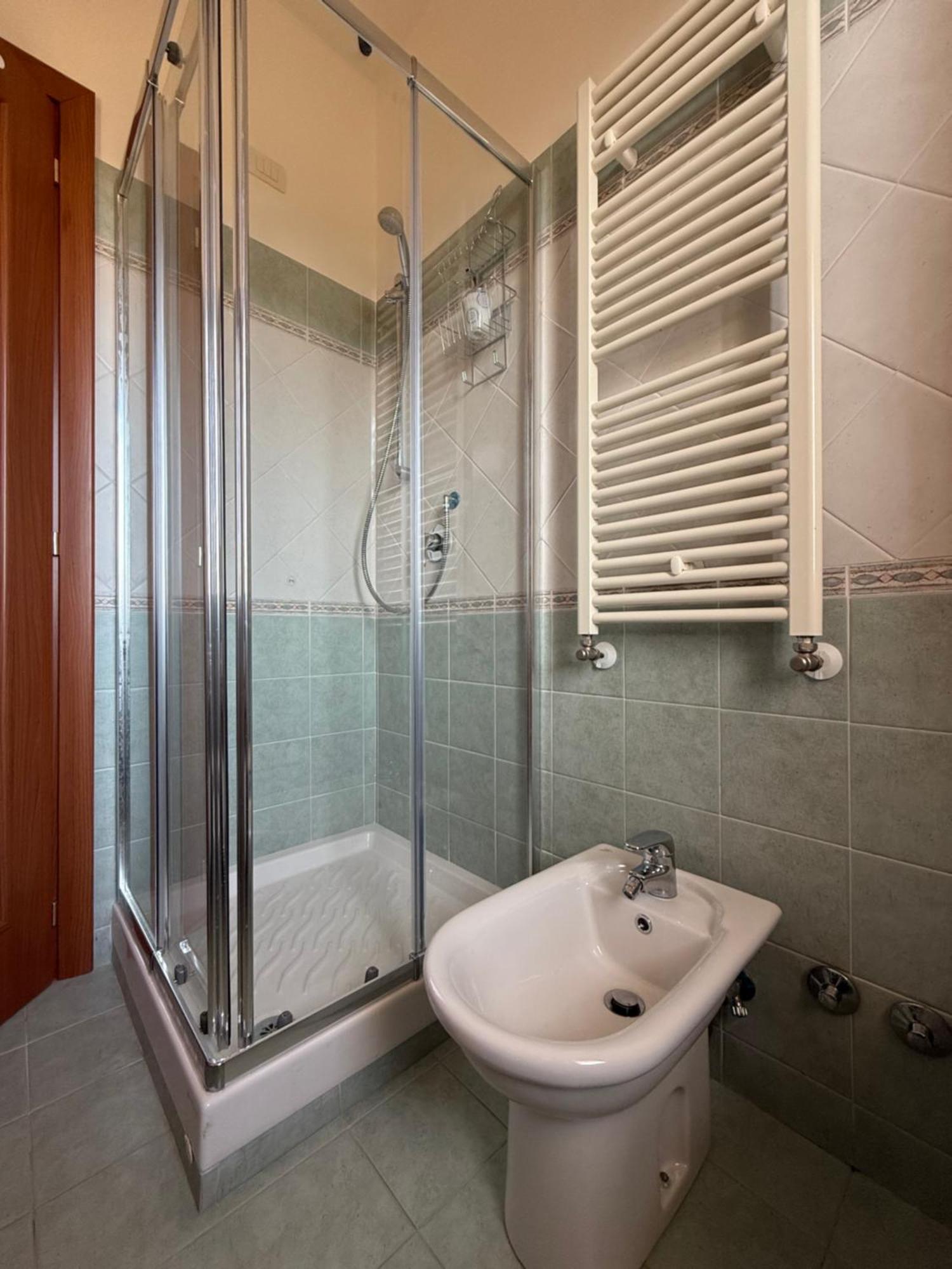 Lm Apartment Isola Fiumicino Bagian luar foto
